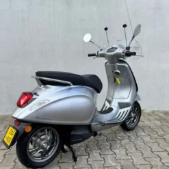 BTW-voertuig Vespa Elettrica Grey/Black DXF-40-F