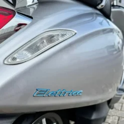 BTW-voertuig Vespa Elettrica Grey/Black DXF-40-F