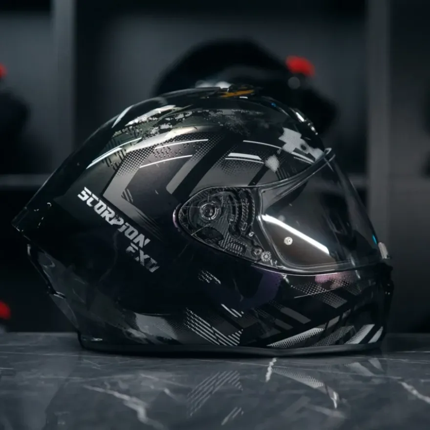 Scorpion Exo-391 Clutter black-chameleon