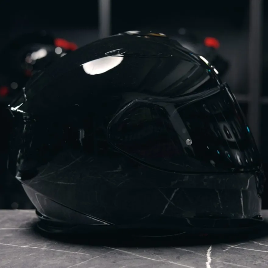 Scorpion Exo-491 Solid Glossy Black