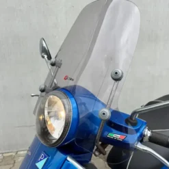 SOLD BTW-voertuig Vespa GTS300 blauw 87-MG-PF