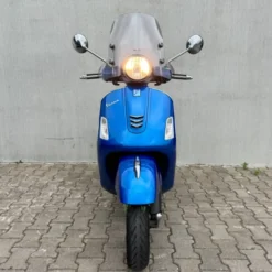 SOLD BTW-voertuig Vespa GTS300 blauw 87-MG-PF