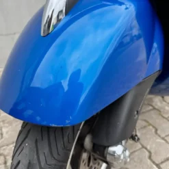 SOLD BTW-voertuig Vespa GTS300 blauw 87-MG-PF