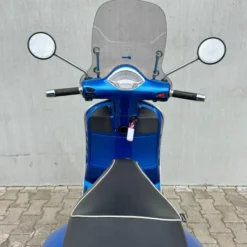 SOLD BTW-voertuig Vespa GTS300 blauw 87-MG-PF