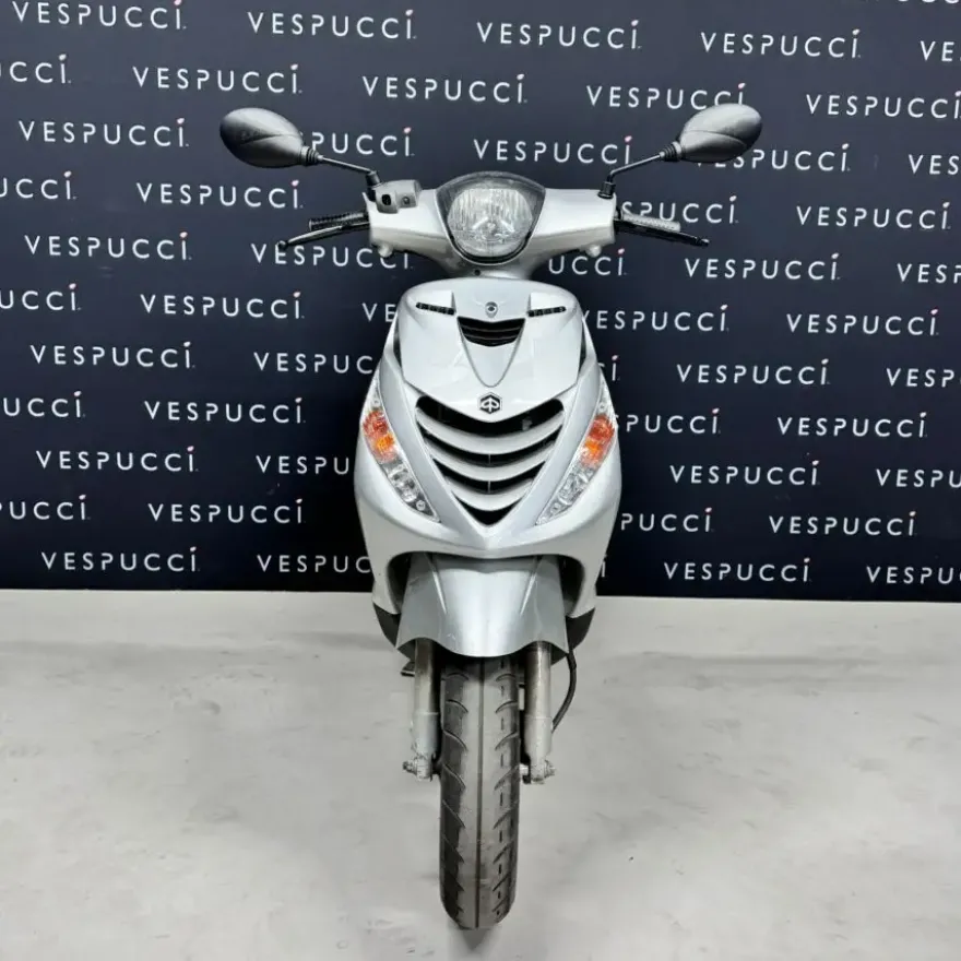 SOLD PIAGGIO Zip FHJ-59-P