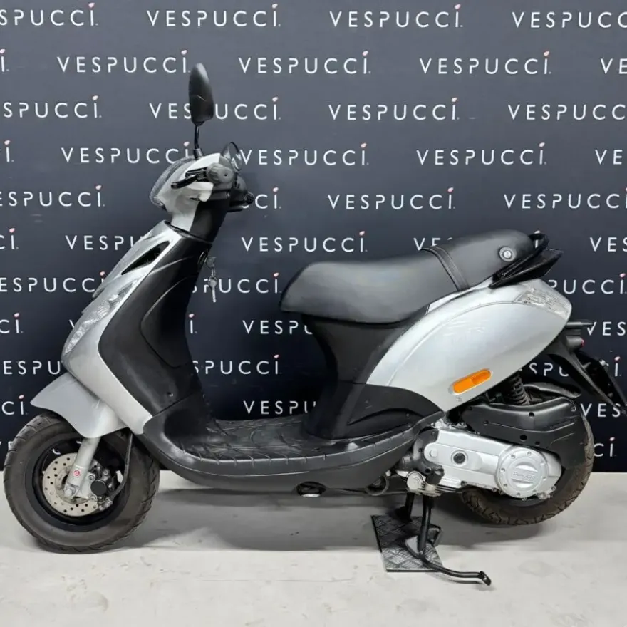 SOLD PIAGGIO Zip FHJ-59-P