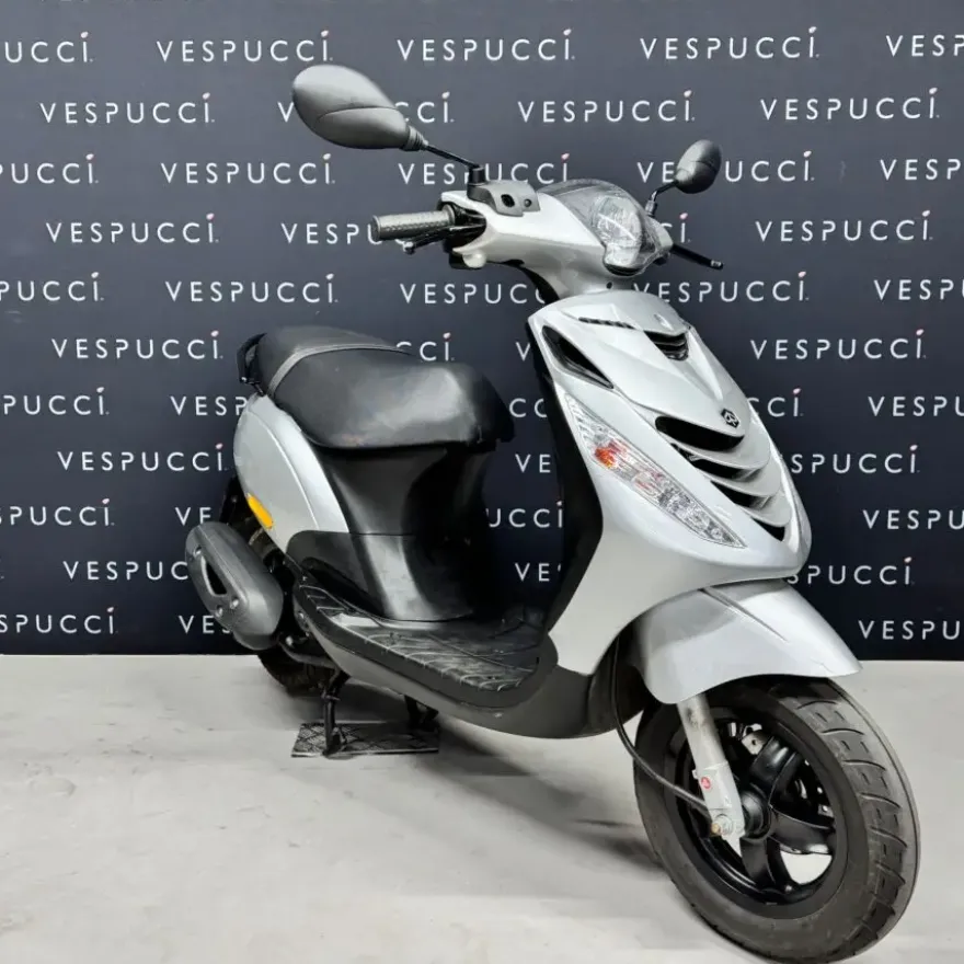 SOLD PIAGGIO Zip FHJ-59-P