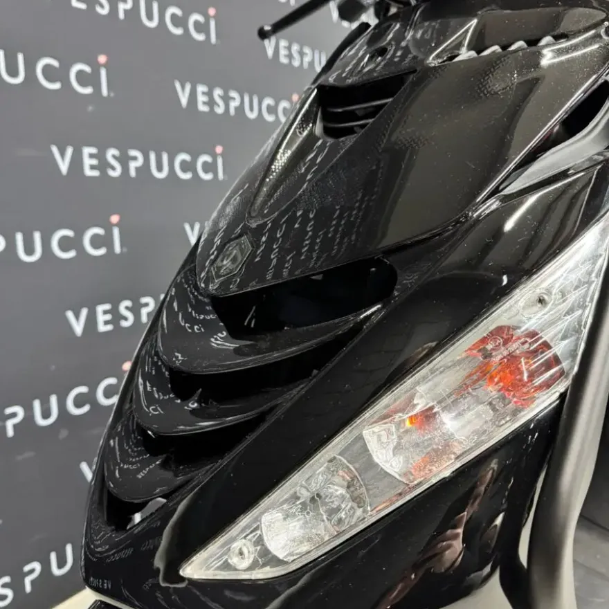 SOLD PIAGGIO Zip FHJ-57-P