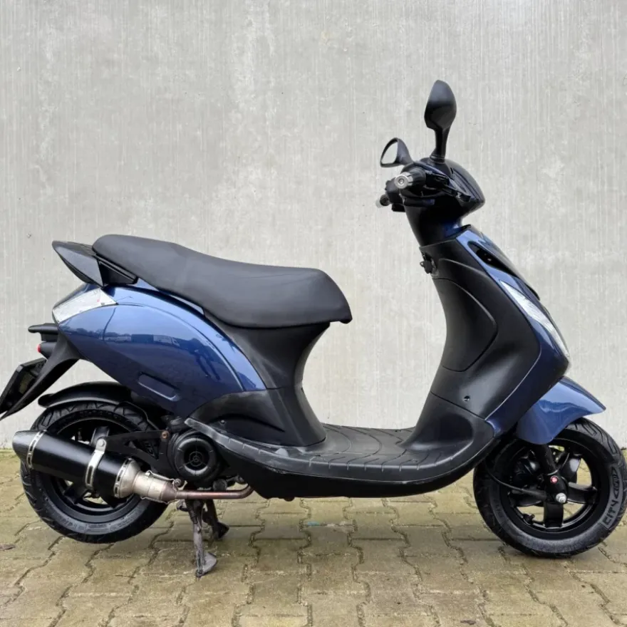 SOLD PIAGGIO Zip 45km/h FHK-69-J