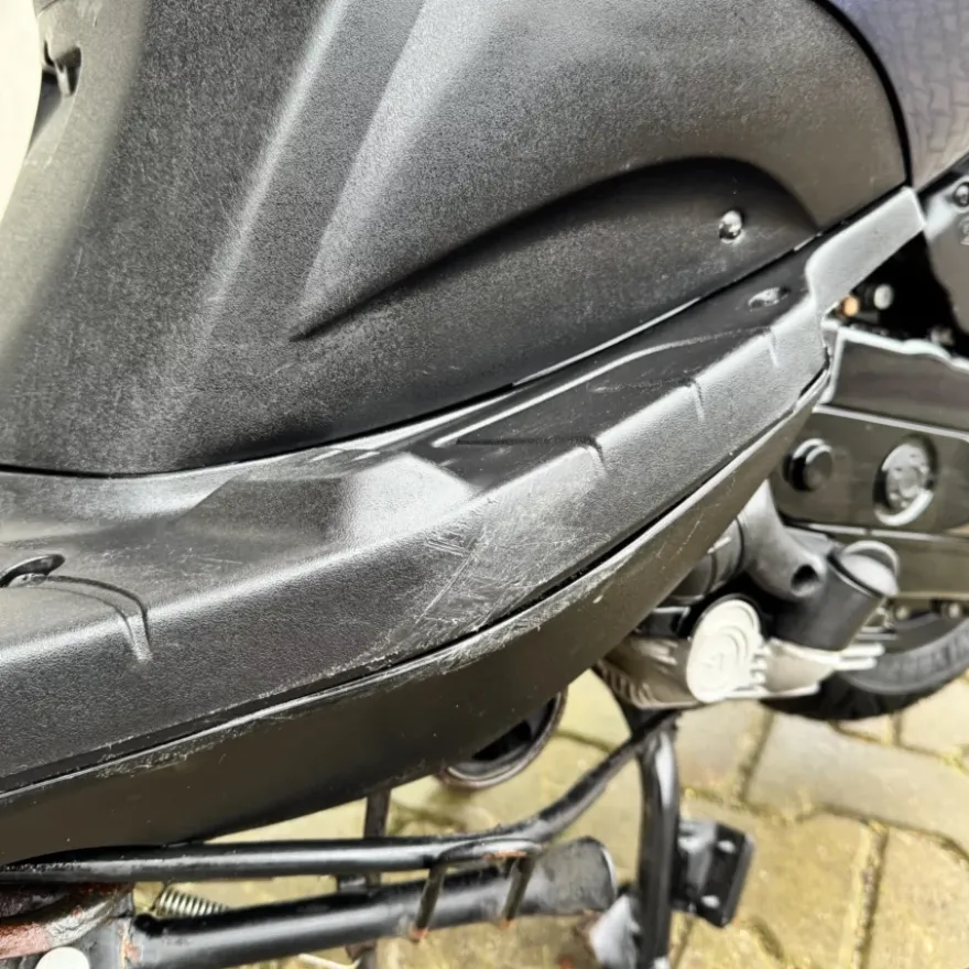 SOLD PIAGGIO Zip 45km/h FHK-69-J