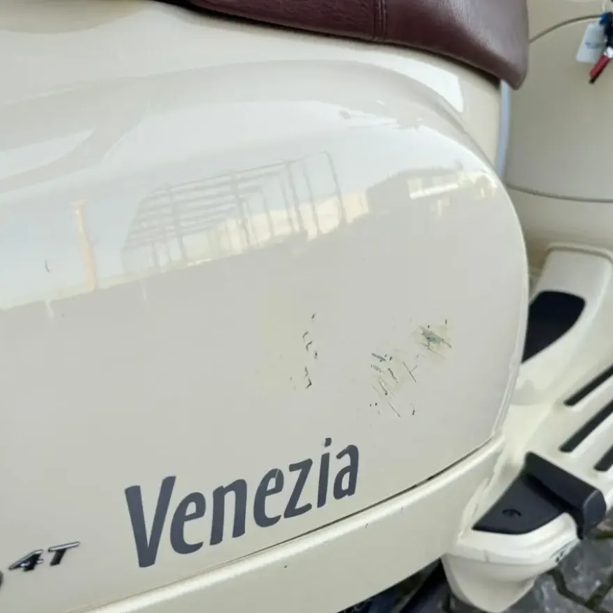 SOLD Vespa LX 50 D-343-RR