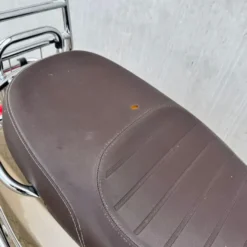 SOLD Vespa LX 50 F-180-GT