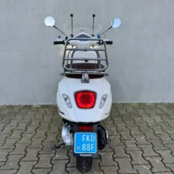 SOLD Vespa Primavera Bianco Innocente FKD-88-F