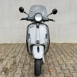 SOLD Vespa Primavera Custom Chalk Grey/Krijt Grijs FFD-52-F