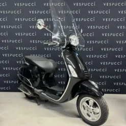SOLD Vespa Primavera Glans Zwart DHR-68-V