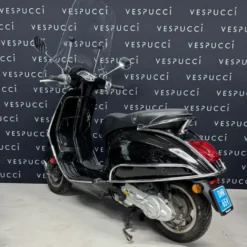 SOLD Vespa Primavera Glans Zwart DHR-68-V