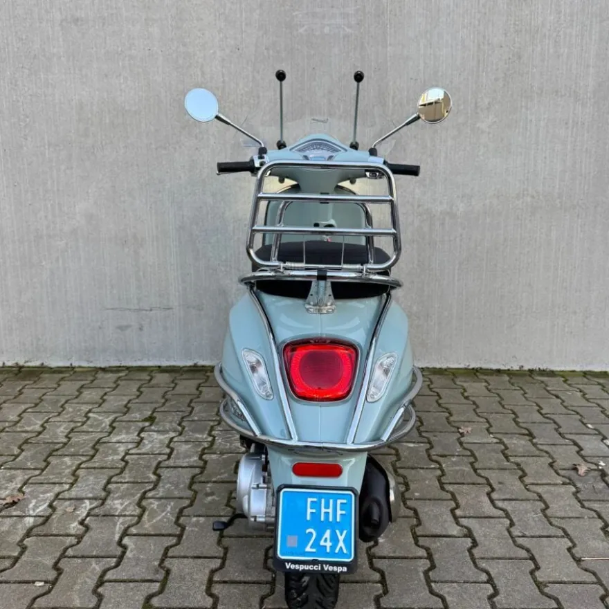 SOLD Vespa Primavera Ice Blue FHF-24-X
