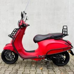 SOLD Vespa Primavera Mat Rood DRN-12-L