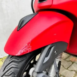 SOLD Vespa Primavera Mat Rood DRN-12-L