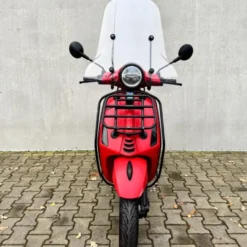SOLD Vespa Primavera Mat Rood DRN-12-L