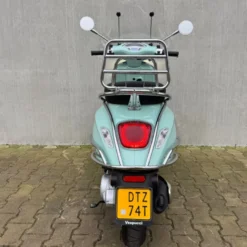 SOLD Vespa Primavera Verde Relax DTZ-74-T
