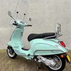 SOLD Vespa Primavera Verde Relax DTZ-74-T