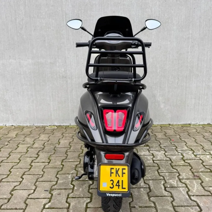 SOLD Vespa Sprint Agaat Grijs FKF-34-L