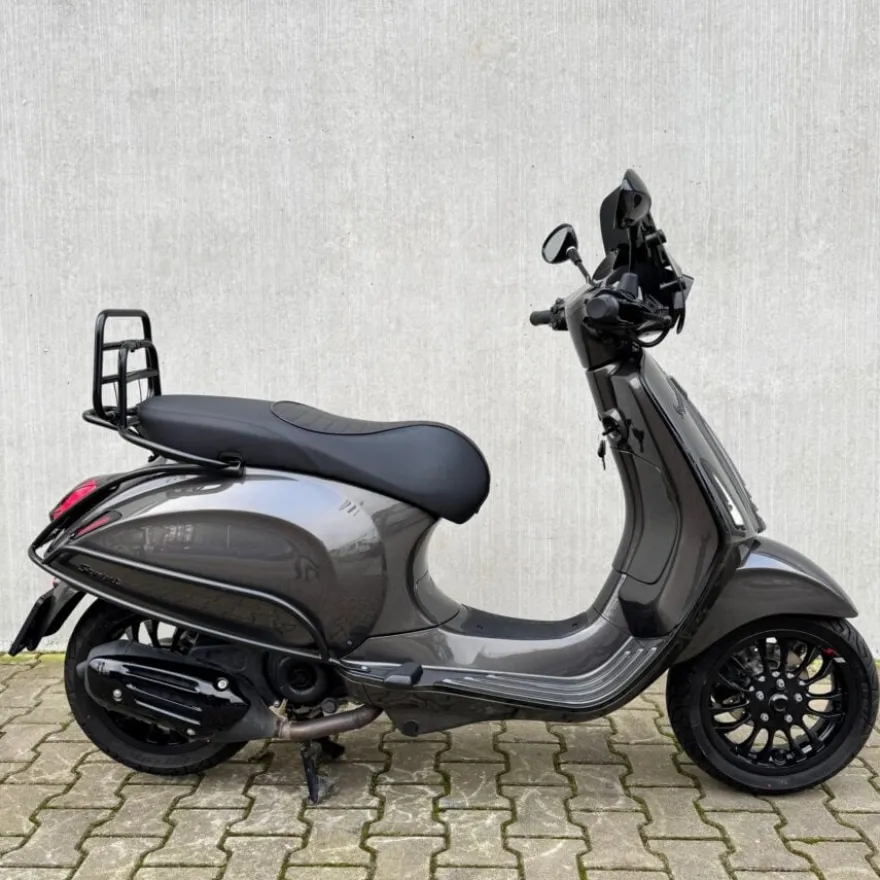 SOLD Vespa Sprint Agaat Grijs FKF-34-L