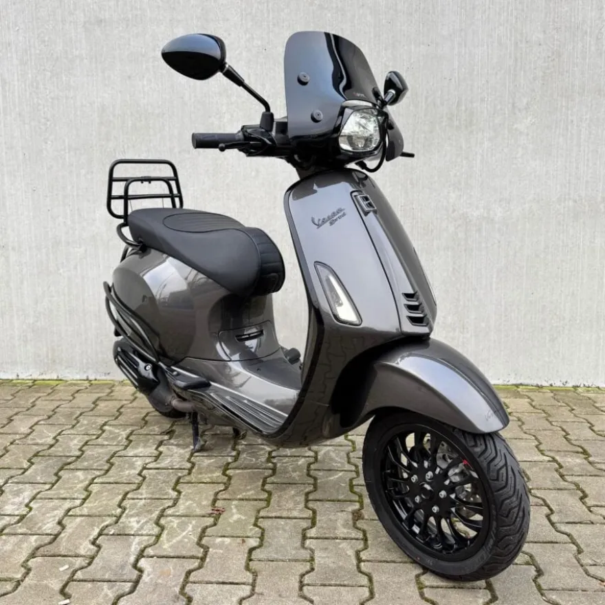 SOLD Vespa Sprint Agaat Grijs FKF-34-L