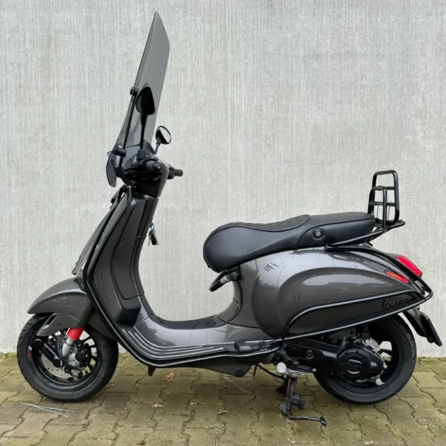 SOLD Vespa Sprint Custom Agaat Grijs FJB-08-P