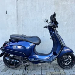 SOLD Vespa Sprint Custom Balmoral Blue FJG-11-T