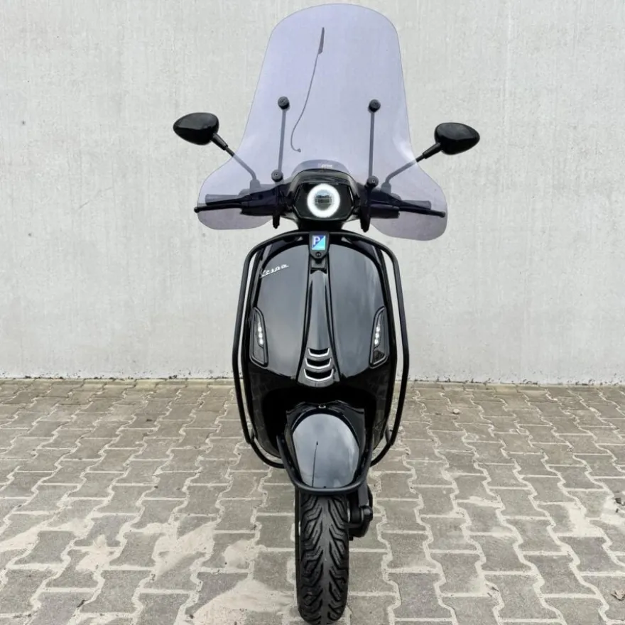 SOLD Vespa Sprint Glans Zwart DRF-53-P