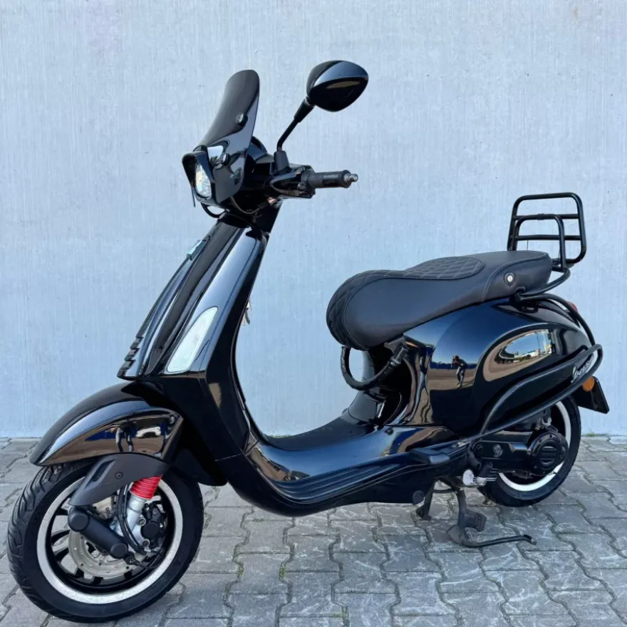 SOLD Vespa Sprint Glans Zwart FGX-51-F 3749
