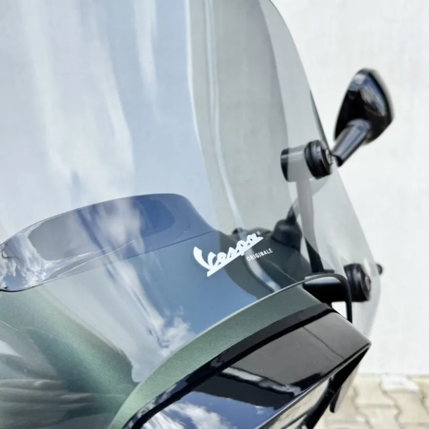 SOLD Vespa Sprint Mat Groen FGT-99-X