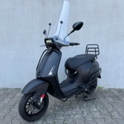 SOLD Vespa Sprint Mat Zwart FBL-02-J