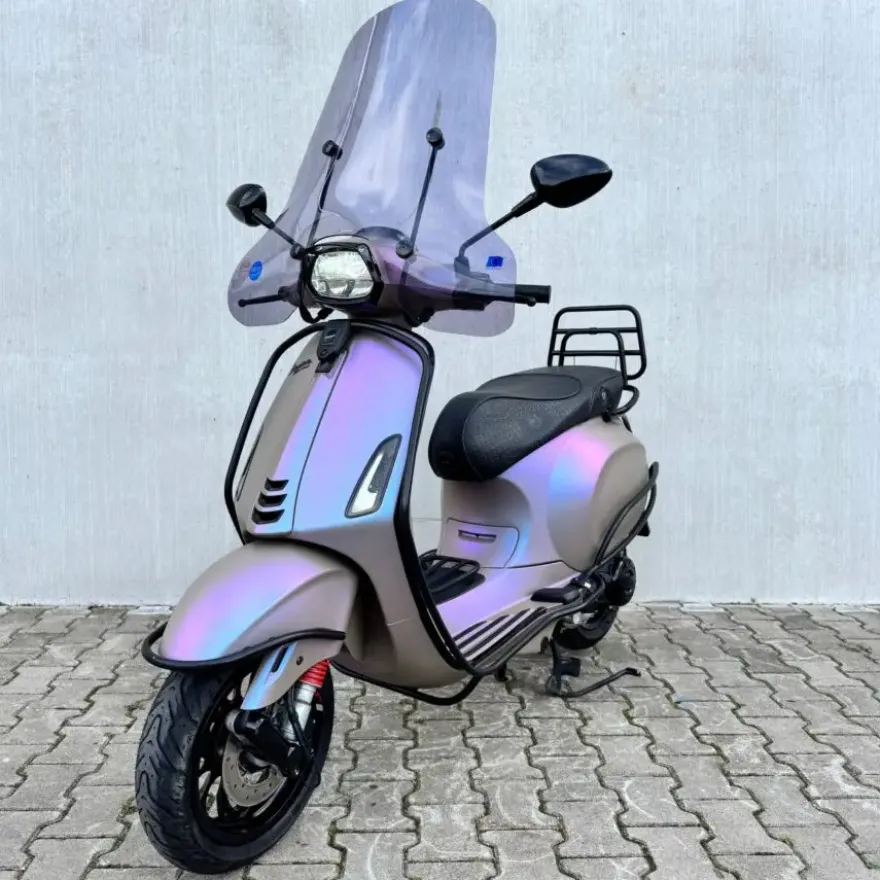 SOLD Vespa Sprint Rose Biege FFG-25-L