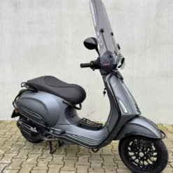SOLD Vespa Sprint Sport Mat Grijs DTB-60-L