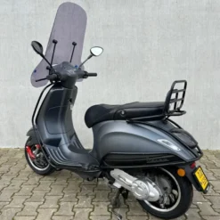 SOLD Vespa Sprint Sport Mat Grijs DJD-53-S