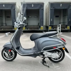 SOLD Vespa Sprint Sport Mat Grijs DLF-81-G