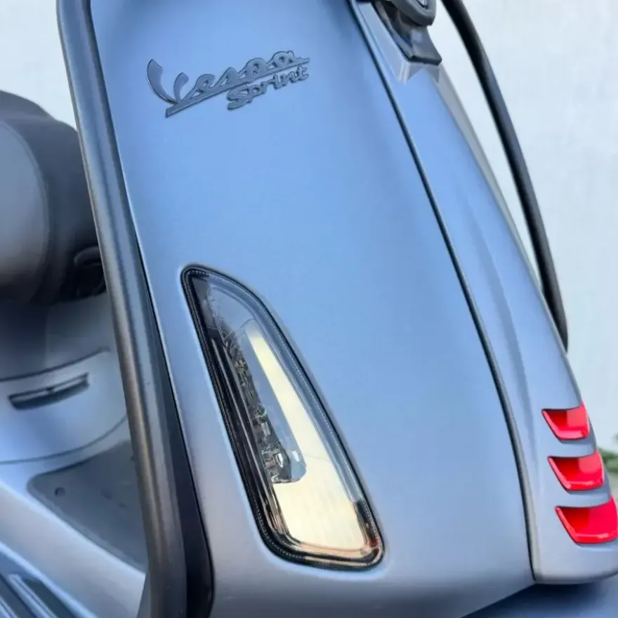 SOLD Vespa Sprint Sport Mat Grijs FFG-62-L