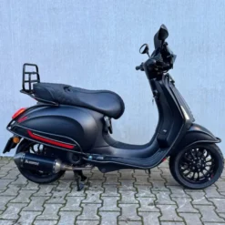 SOLD Vespa Sprint Sport Mat Zwart FLF-95-R