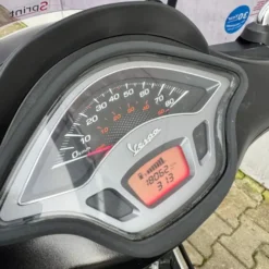 SOLD Vespa Sprint Sport Mat Zwart FHF-21-X