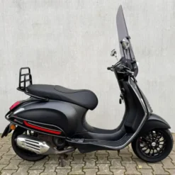 SOLD Vespa Sprint Sport Mat Zwart FHF-21-X