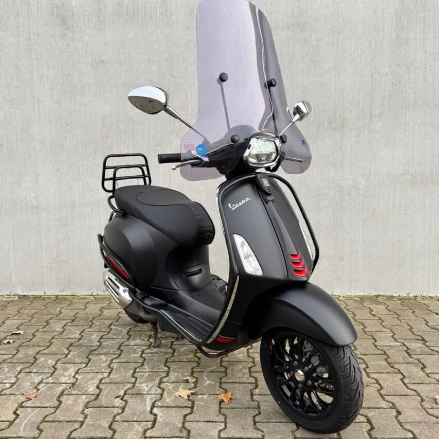 SOLD Vespa Sprint Sport Mat Zwart FHF-21-X