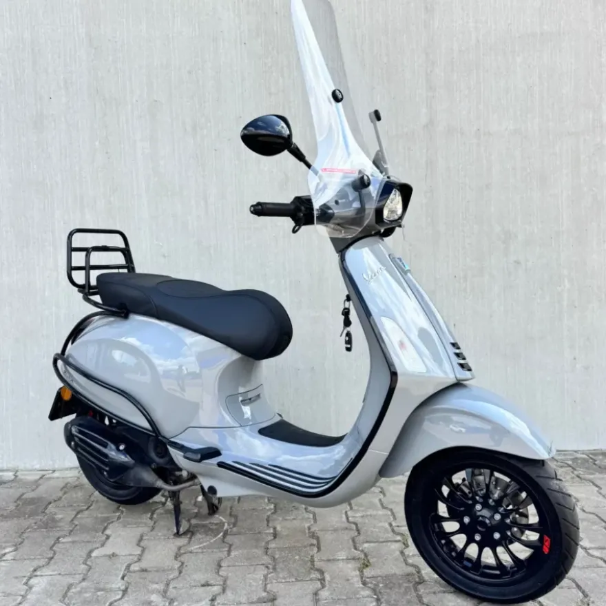 SOLD Vespa Sprint Sport Nardo Grey DTH-85-H