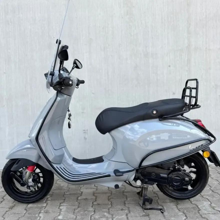 SOLD Vespa Sprint Sport Nardo Grey DTH-85-H