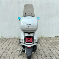 Vespa GTS310 Custom Chalk Grey 2026