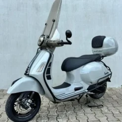 Vespa GTS310 Custom Chalk Grey 2026