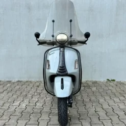 Vespa GTS310 Custom Chalk Grey 2026