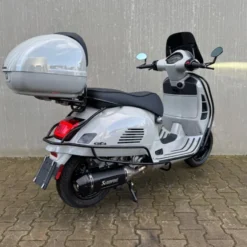 Vespa GTS310 Custom Chalk Grey Akrapovic 2026